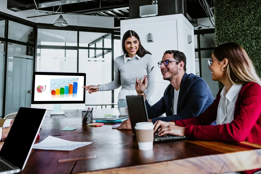 8 claves para transformar tus DMs en una previsión de ventas fiable y medible con tu CRM