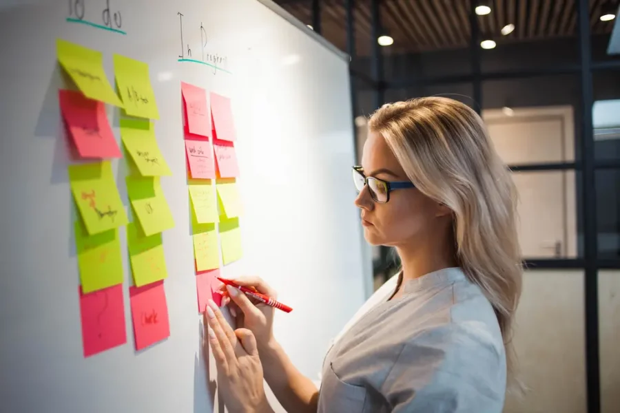 7 estrategias efectivas para la gestión ágil de proyectos