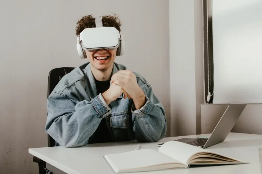 Reemplazará la realidad virtual al onboarding clásico? 5 ventajas y limitaciones 