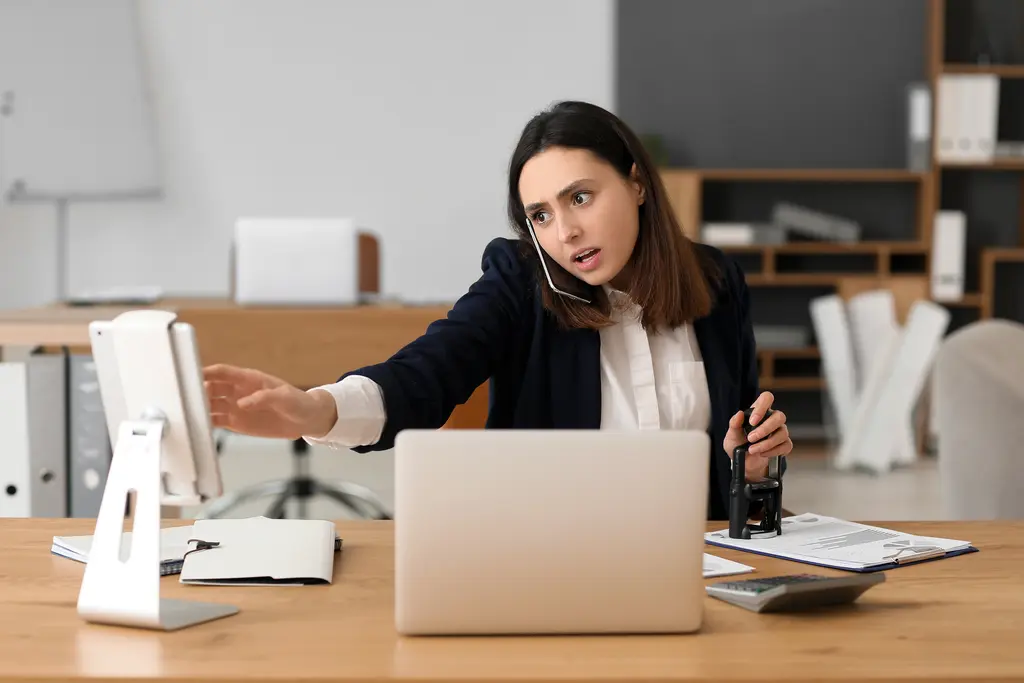 12 malos hábitos en el trabajo que están arruinando tu productividad 12 malos hábitos en el trabajo que están arruinando tu productividad