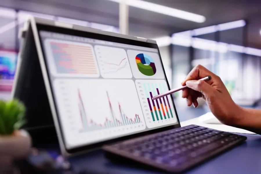 Análisis de CRM: cómo los datos impulsan decisiones de negocio más inteligentes