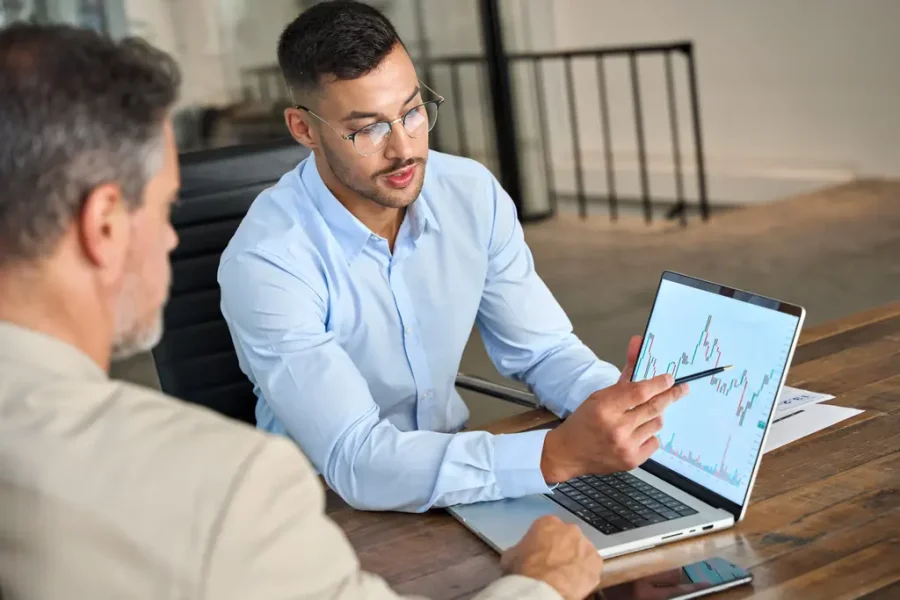 5 funcionalidades CRM específicas para despachos de abogados y juristas
