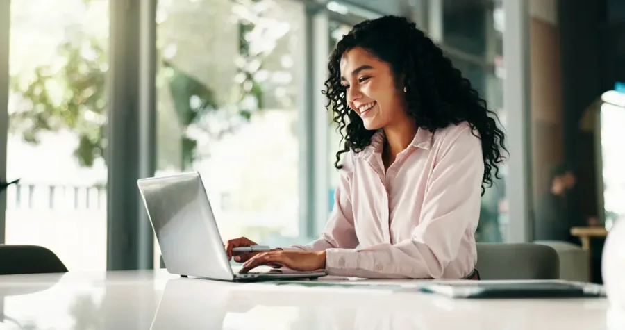 Mensajería segura para empresas: protección de datos sensibles y cumplimiento normativo en LATAM