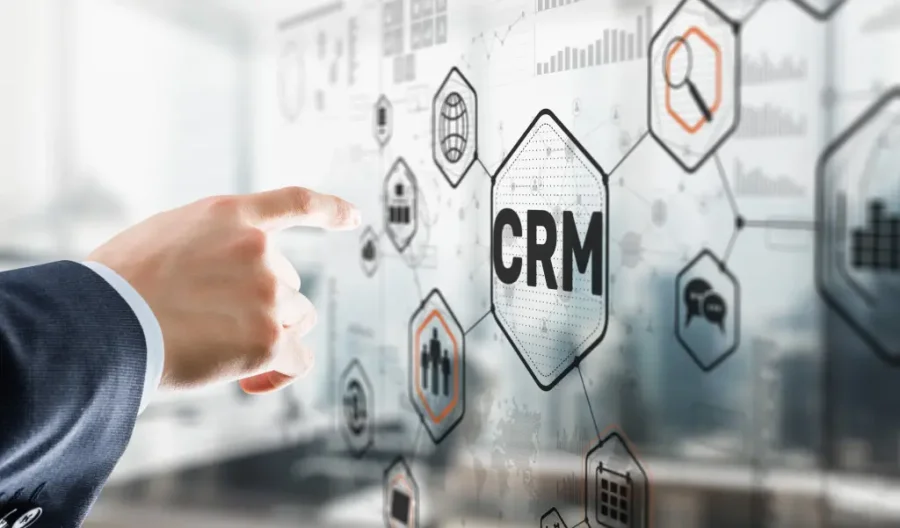 7 Funciones de tu CRM que transformarán la colaboración entre equipos
