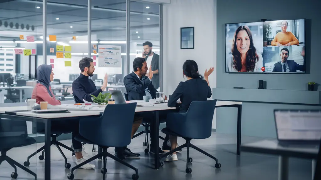 Liderazgo a distancia: funcionalidades CRM para equipos remotos exitosos