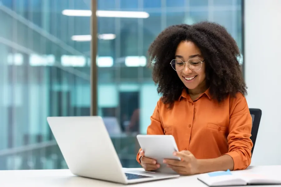 Simplificando flujos de trabajo complejos: herramientas y técnicas para equipos pequeños