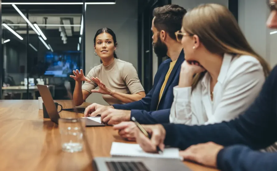Los 9 principales beneficios de la automatización de RR. HH. : potenciando la agilidad organizacional