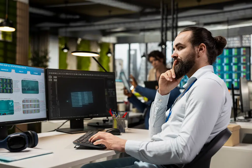 10 estrategias de IA para optimizar la gestión de proyectos 10 estrategias de IA para optimizar la gestión de proyectos